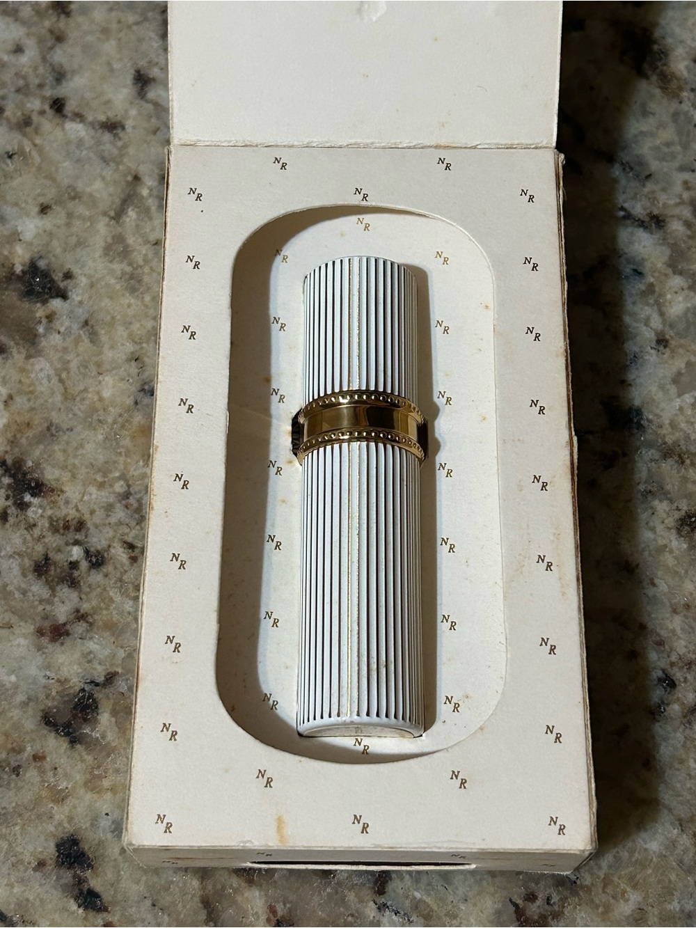 Vintage Nina Ricci White and Gold Ribbed empty bottle purse atomizer
